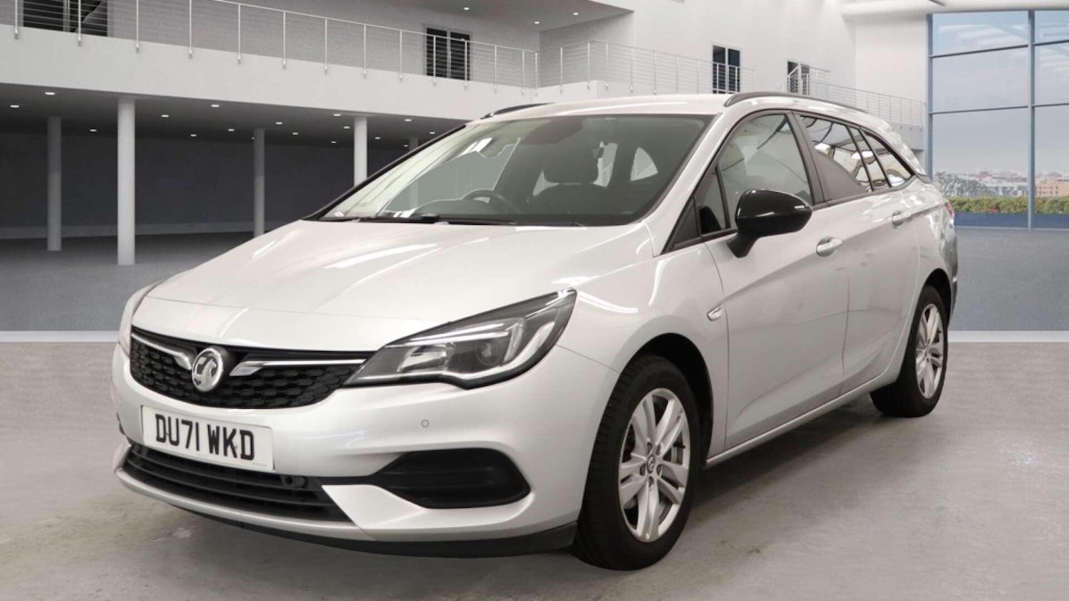 Used Vauxhall Astra 2021 for sale - 76807706: Photo 2