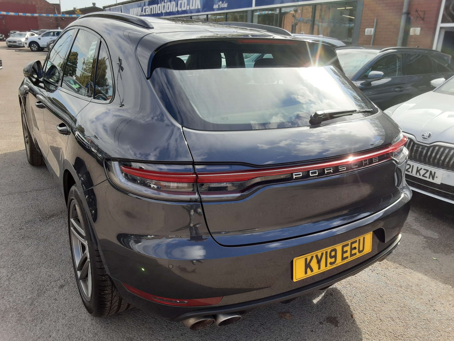 Used Porsche Macan 2019 for sale - 76404597: Photo 11