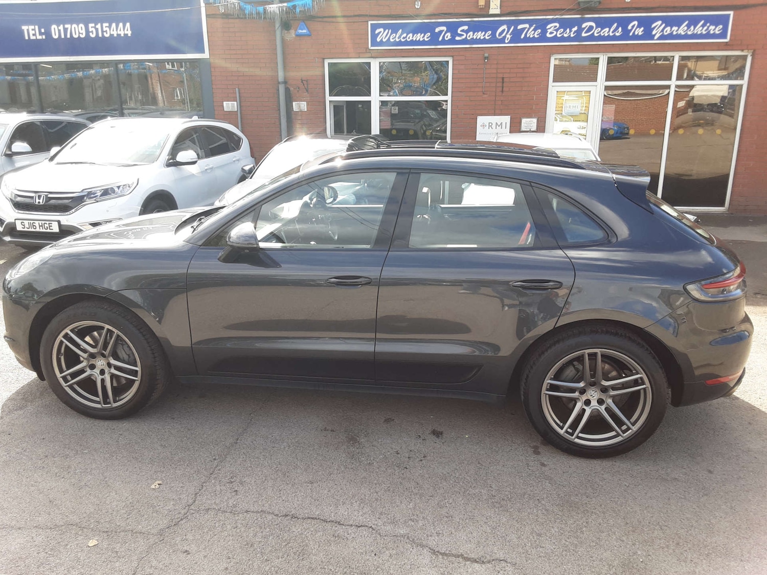 Used Porsche Macan 2019 for sale - 76404597: Photo 16