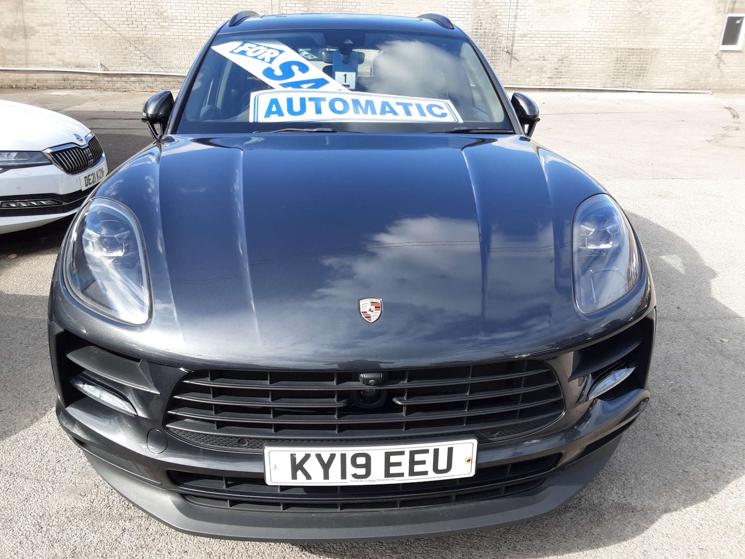 Used Porsche Macan 2019 for sale - 76404597: Photo 2