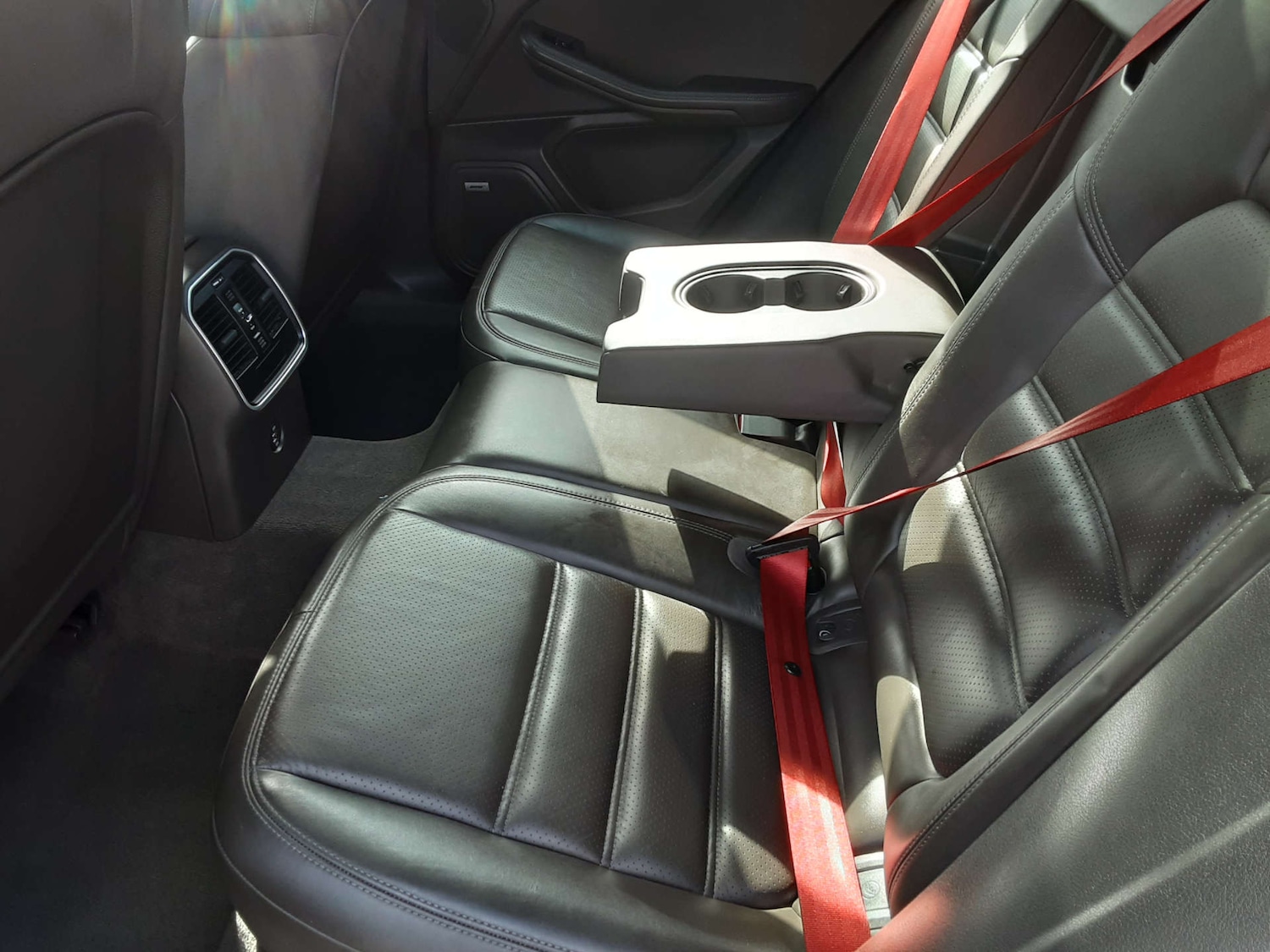 Used Porsche Macan 2019 for sale - 76404597: Photo 30