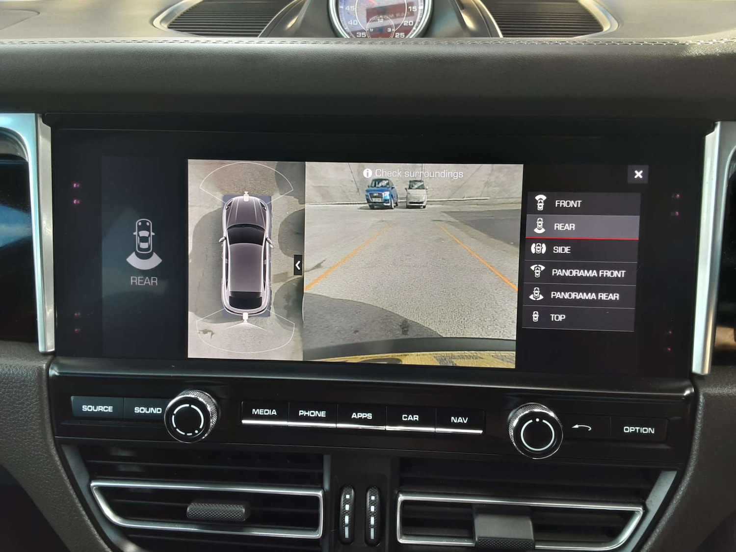 Used Porsche Macan 2019 for sale - 76404597: Photo 42