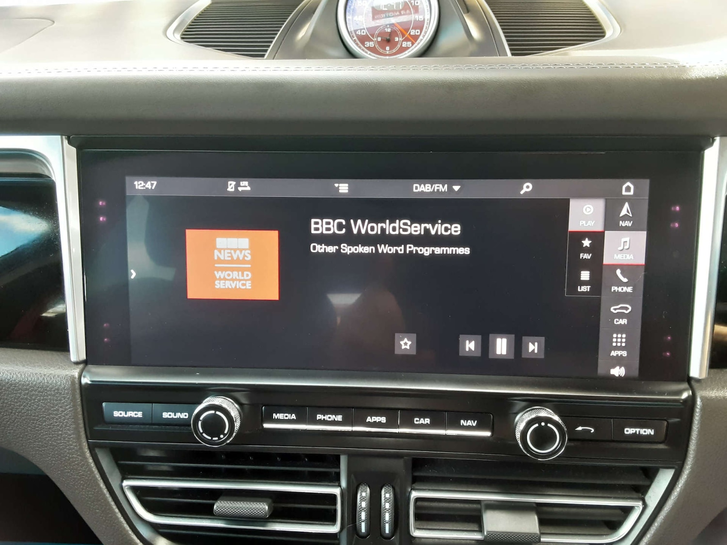 Used Porsche Macan 2019 for sale - 76404597: Photo 43