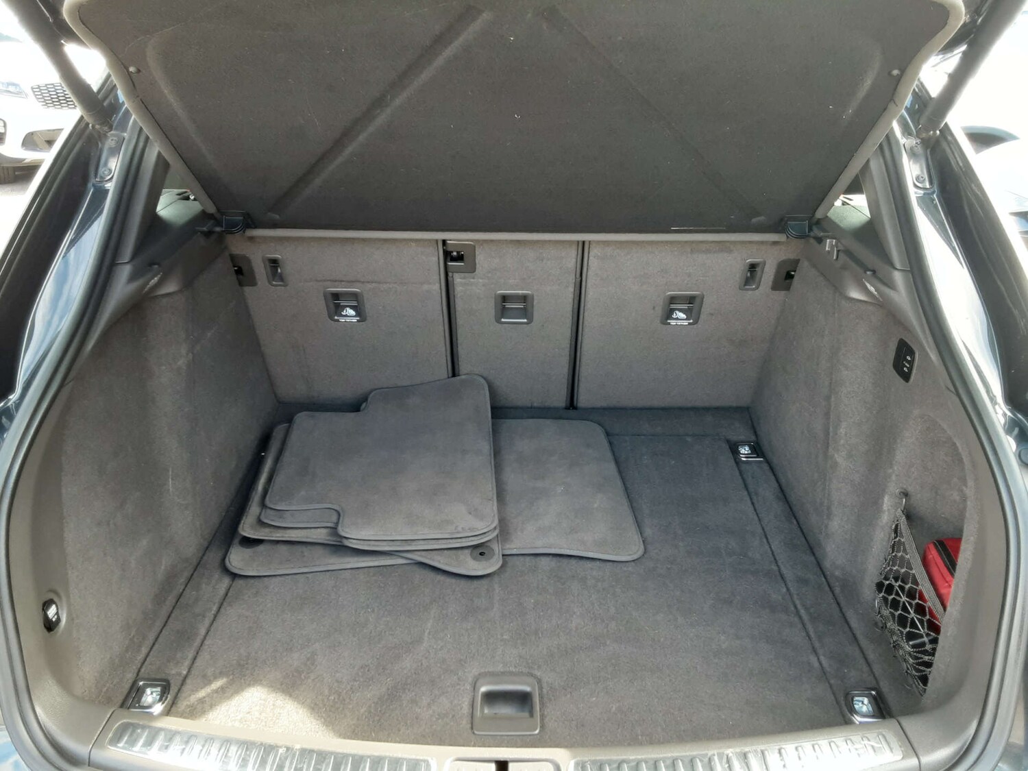 Used Porsche Macan 2019 for sale - 76404597: Photo 47