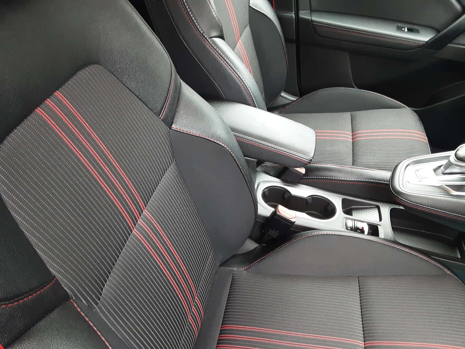 Used Renault Captur 2022 for sale - 76404625: Photo 17