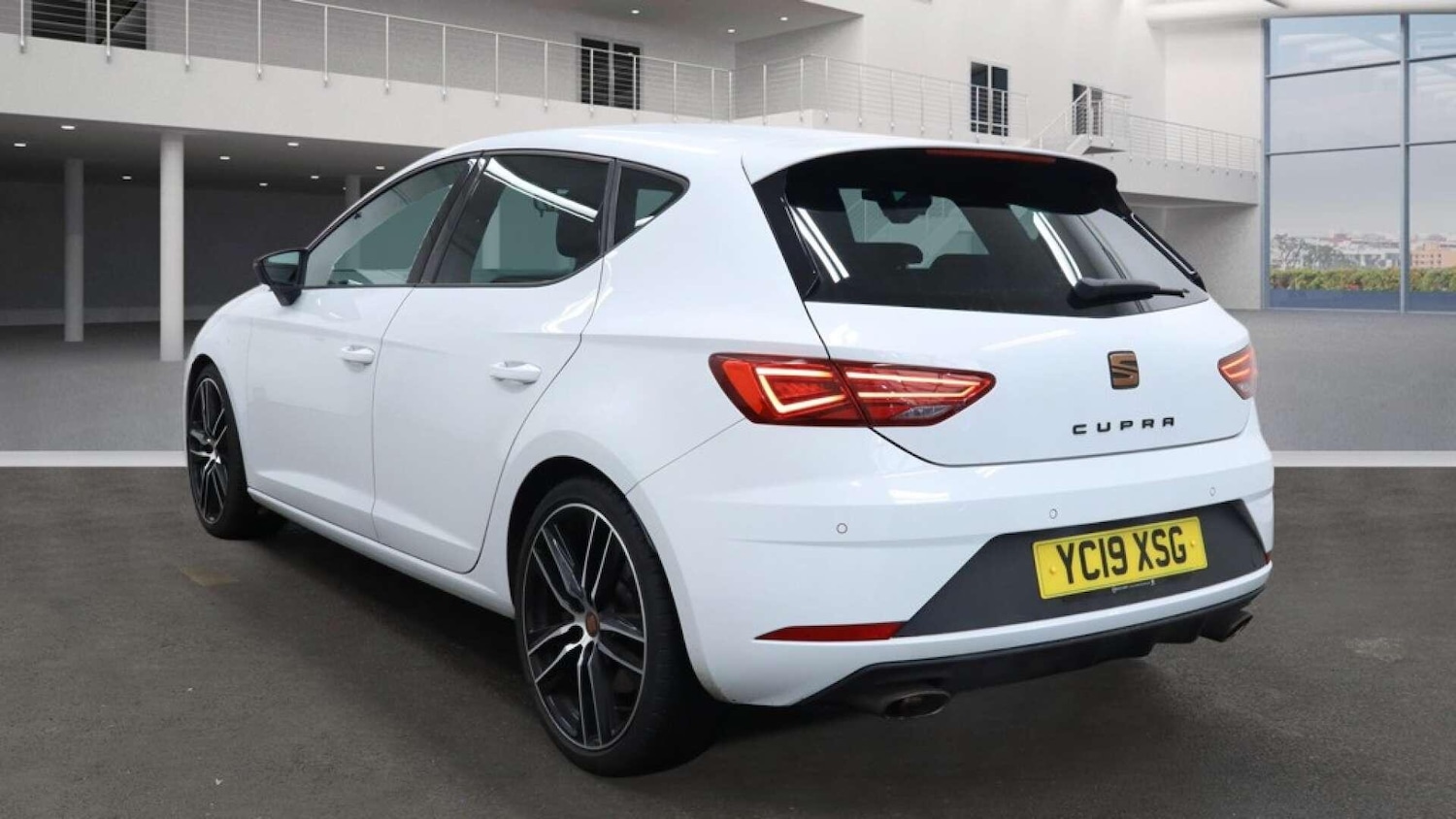 Used SEAT Leon 2019 for sale - 77768152: Photo 3
