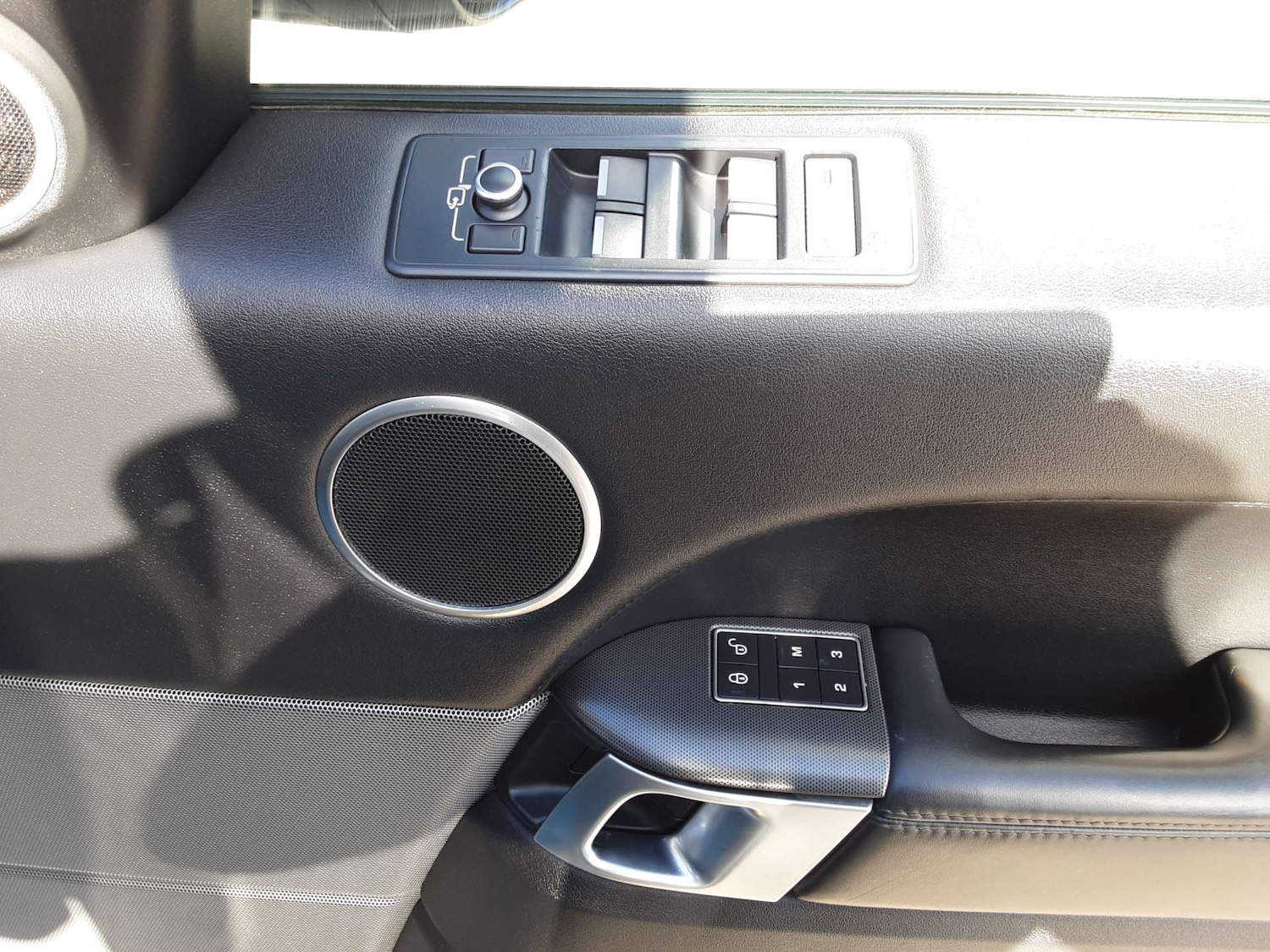 Used Land Rover Range Rover Sport 2017 for sale - 76404554: Photo 25