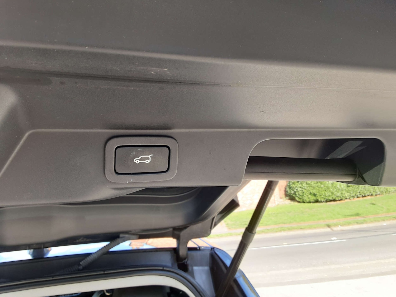 Used Land Rover Range Rover Sport 2017 for sale - 76404554: Photo 40