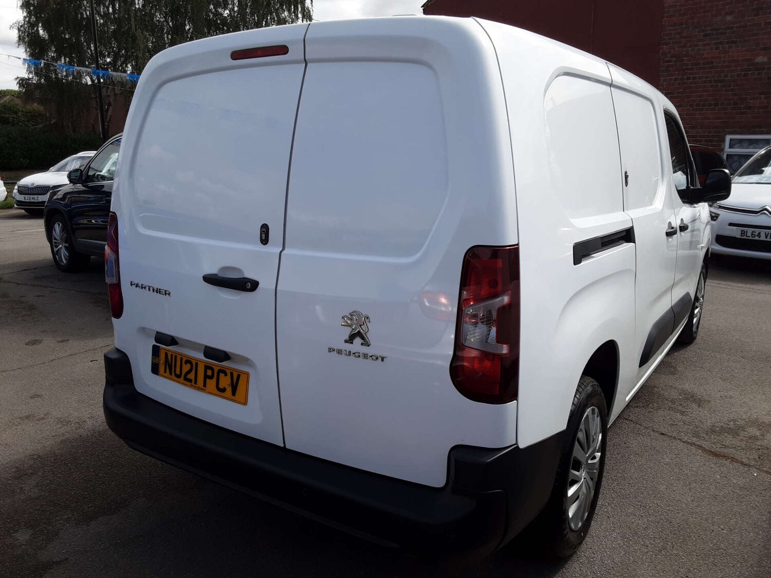 Used Peugeot Partner 2021 for sale - 76404566: Photo 9