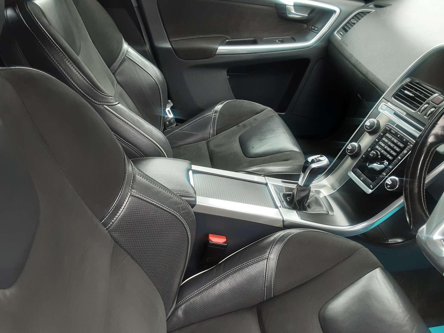 Used Volvo XC60 2016 for sale - 76807658: Photo 15