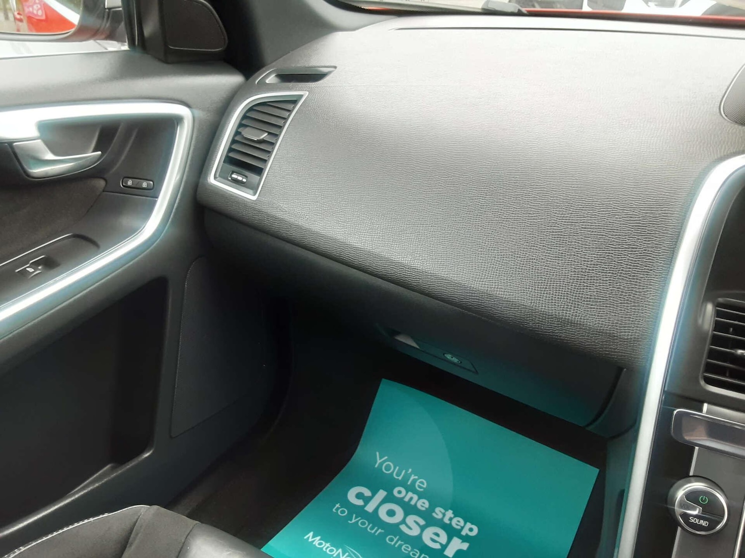 Used Volvo XC60 2016 for sale - 76807658: Photo 28