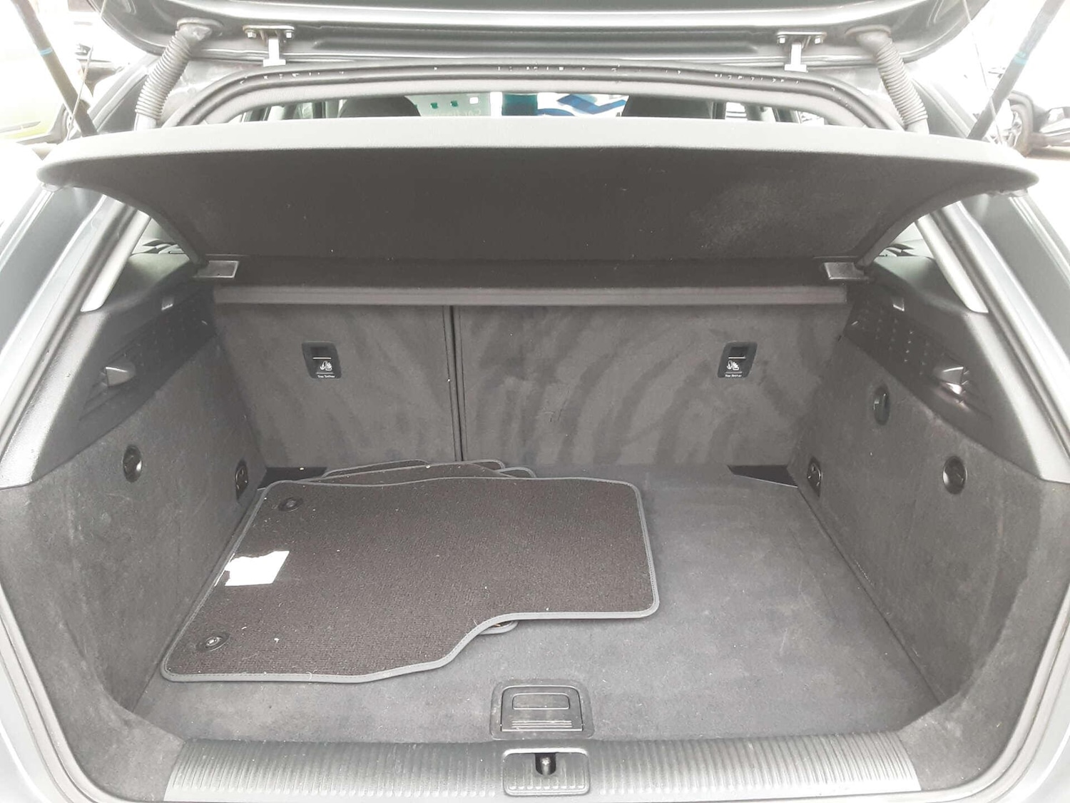 Used Audi A3 2017 for sale - 77441373: Photo 33