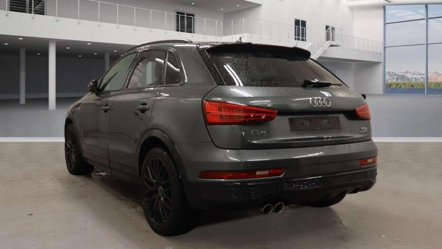 Used Audi Q3 2017 for sale - 76926636: Photo 3
