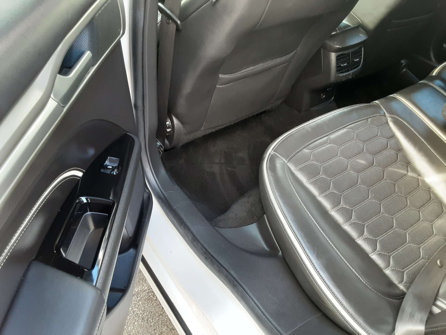 Used Ford Mondeo 2019 for sale - 76404592: Photo 23