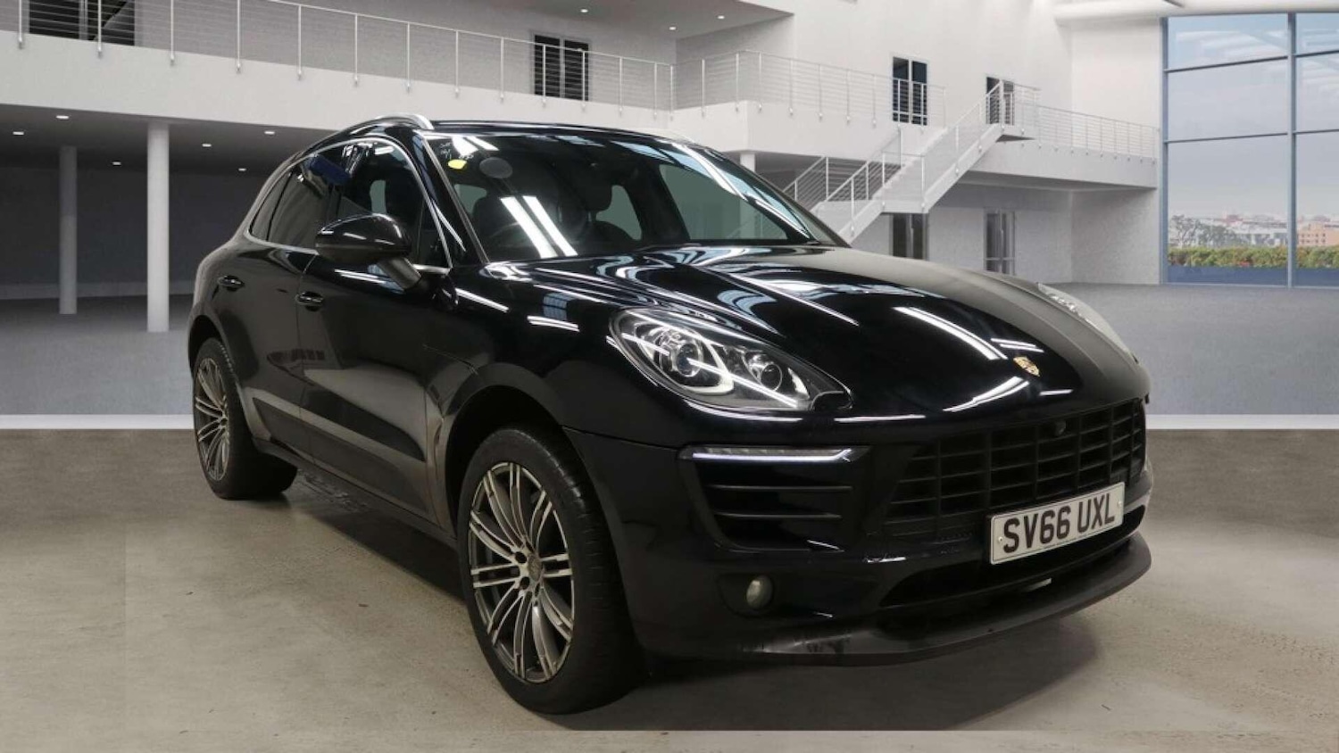 Used Porsche Macan 2016 for sale - 77279911: Photo 1