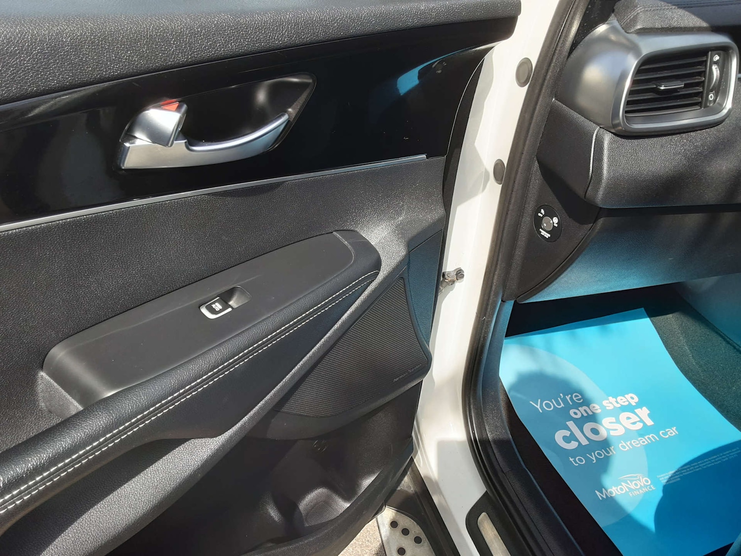 Used Kia Sorento 2018 for sale - 76404580: Photo 33