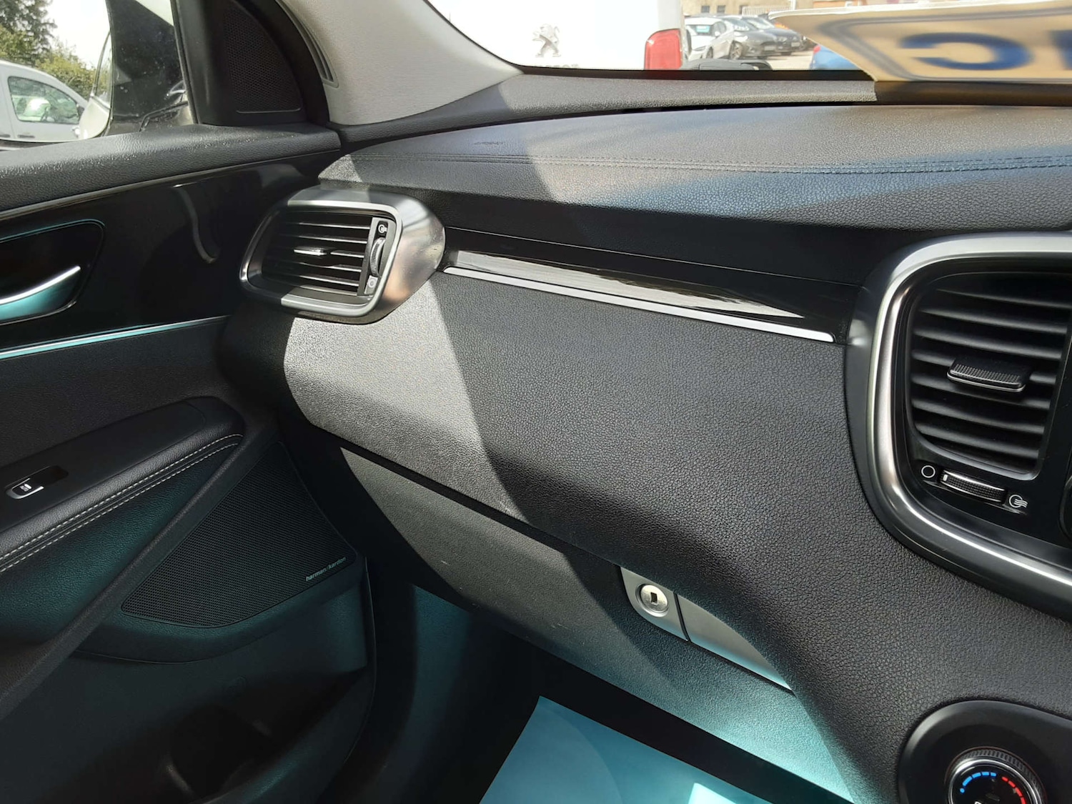 Used Kia Sorento 2018 for sale - 76404580: Photo 40