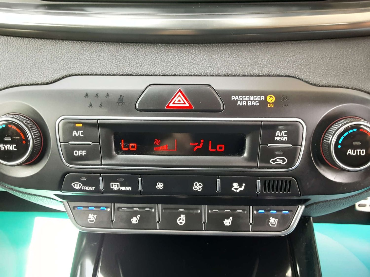 Used Kia Sorento 2018 for sale - 76404580: Photo 41