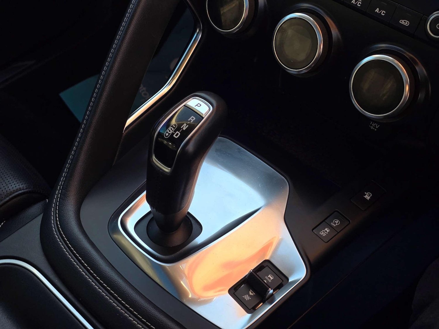 Used Jaguar E-Pace 2019 for sale - 77958190: Photo 39