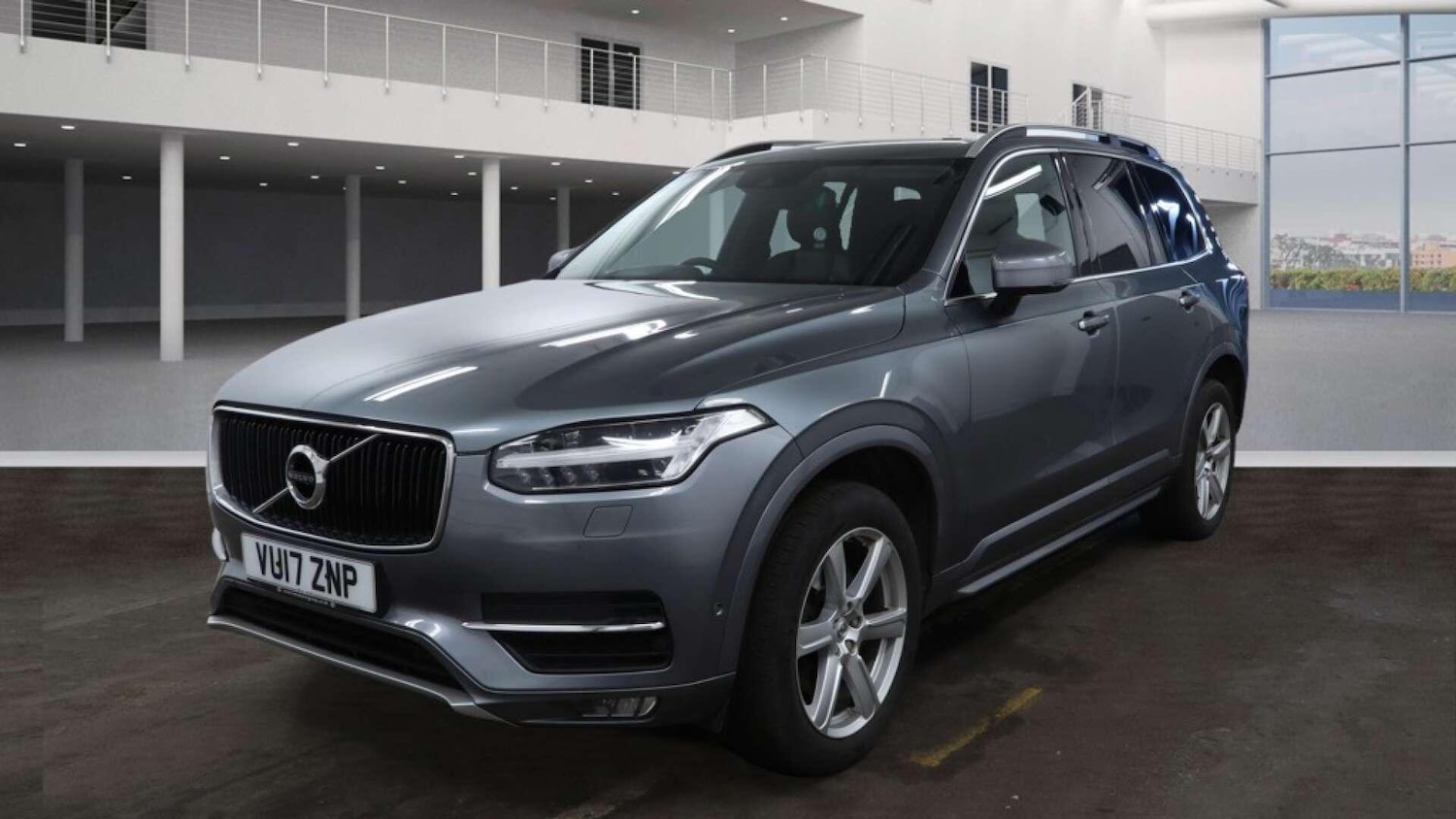 Used Volvo XC90 for sale - 77722688: Photo 2