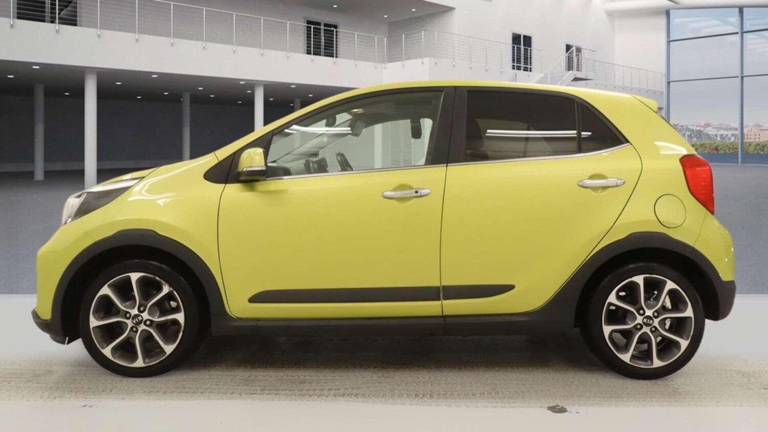 Used Kia Picanto 2018 for sale - 77351799: Photo 12