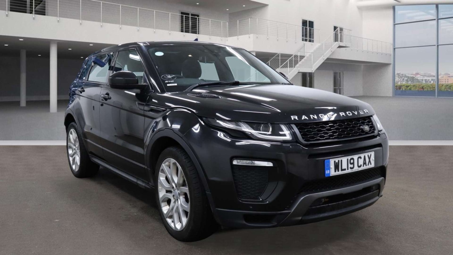 Used Land Rover Range Rover Evoque 2019 for sale - 76407726: Photo 1