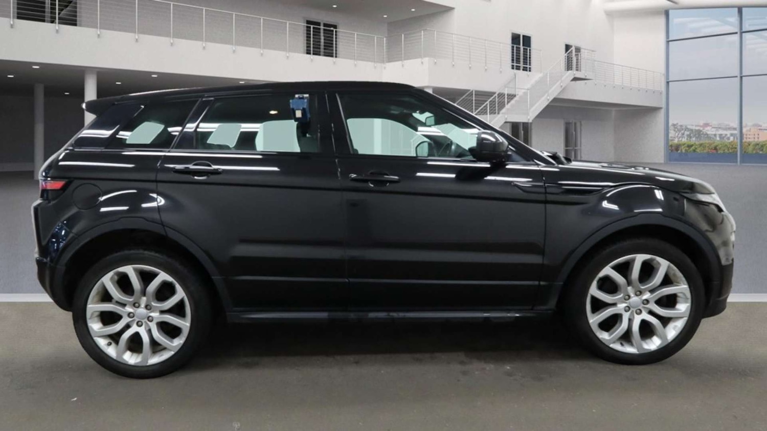 Used Land Rover Range Rover Evoque 2019 for sale - 76407726: Photo 9