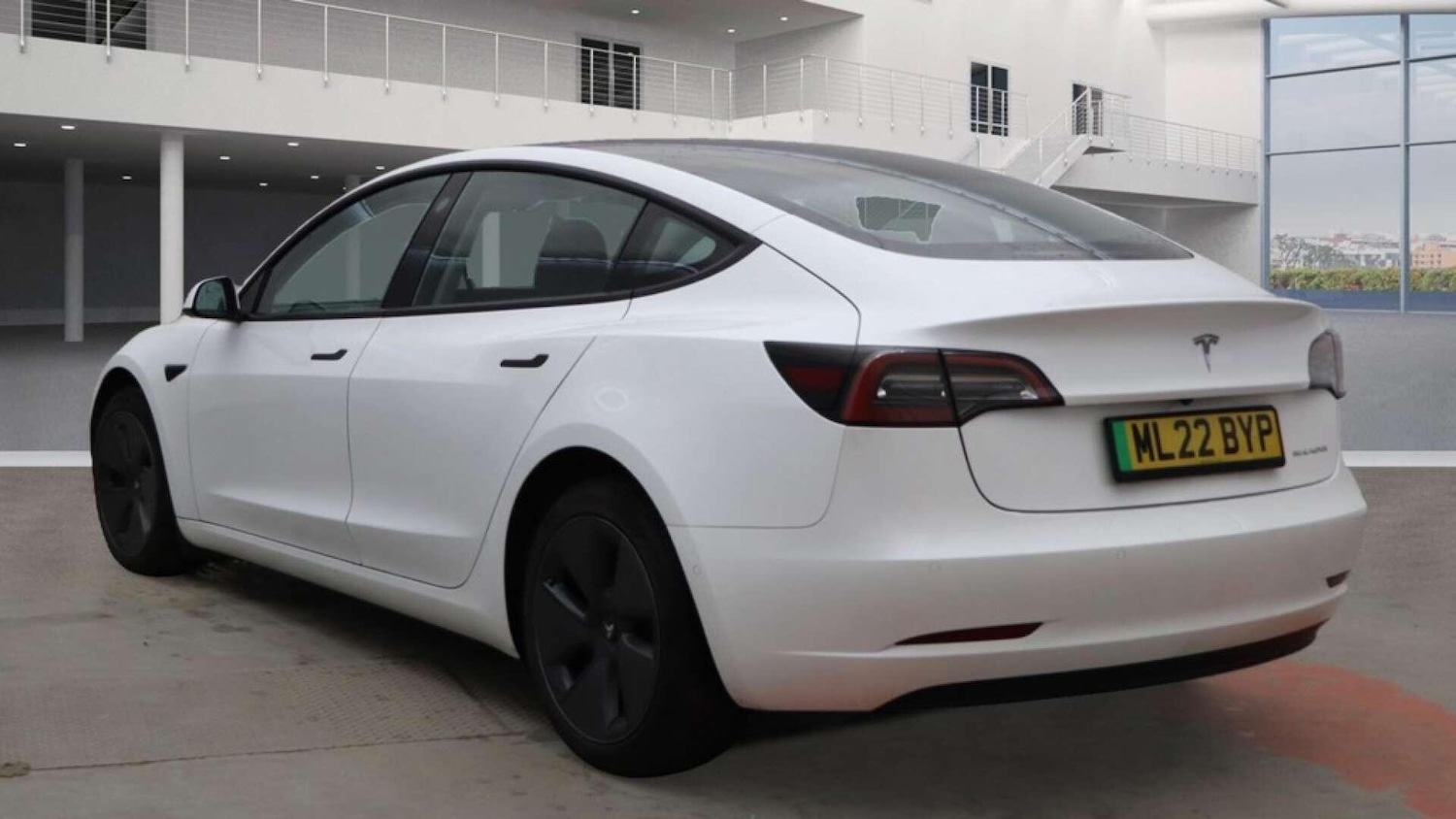 Used Tesla Model 3 2022 for sale - 76807713: Photo 3