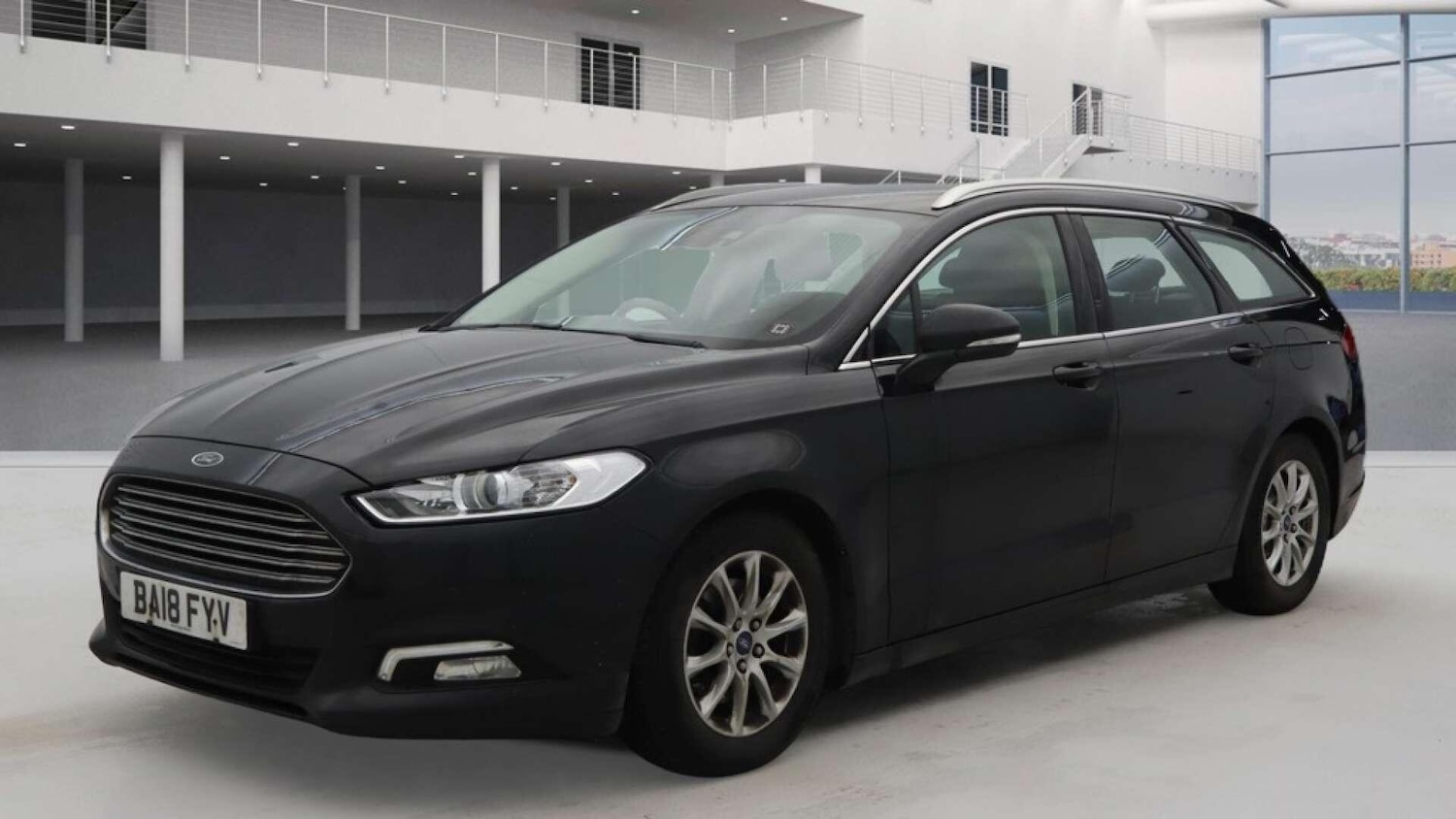 Used Ford Mondeo 2018 for sale - 77440525: Photo 2