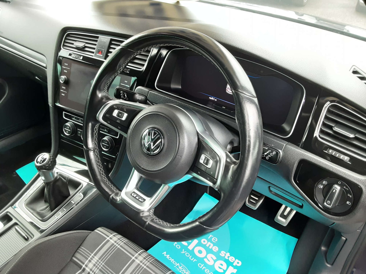 Used Volkswagen Golf 2018 for sale - 76404634: Photo 18