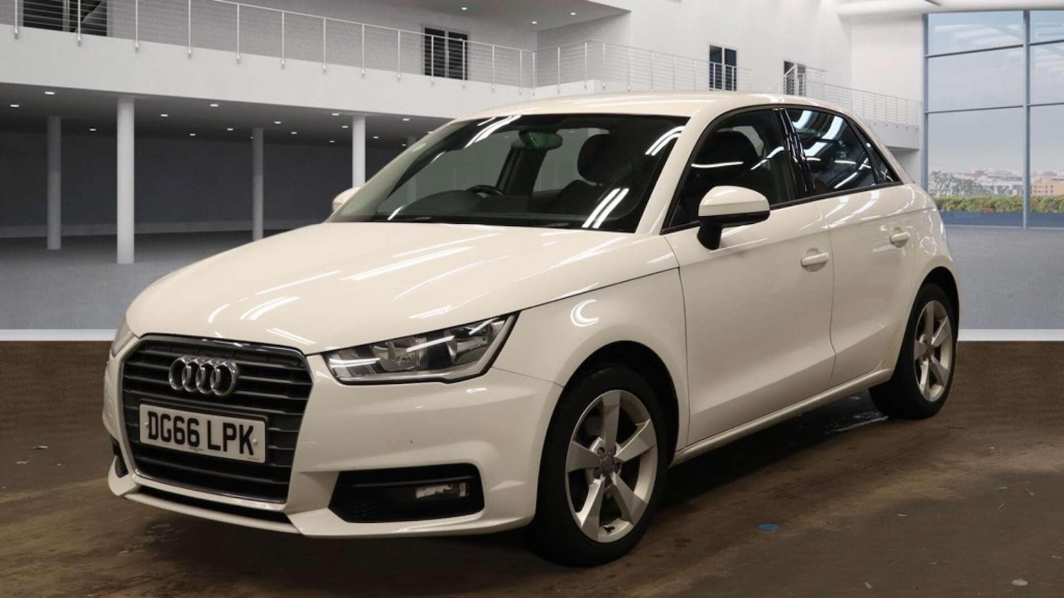 Used Audi A1 for sale - 77882784: Photo 2