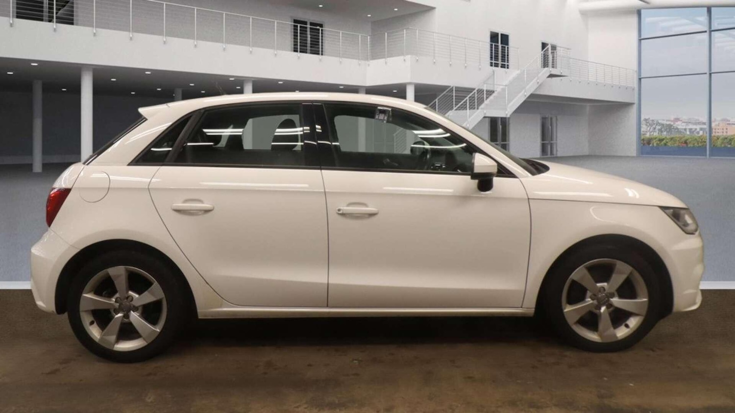 Used Audi A1 for sale - 77882784: Photo 9