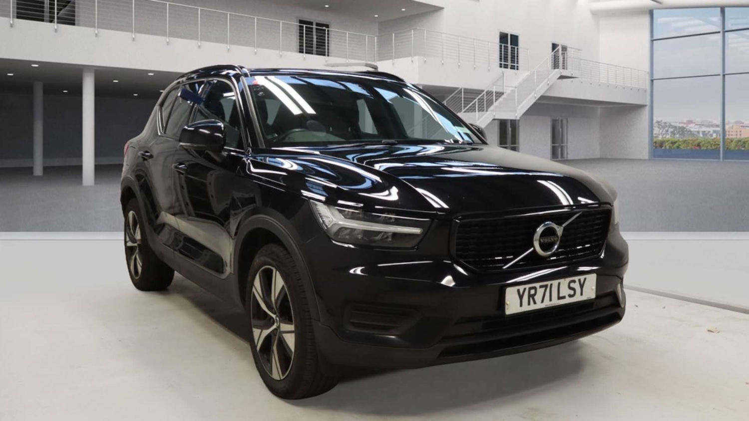 Used Volvo XC40 2021 for sale - 76600582: Photo 1