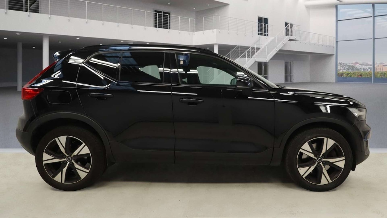 Used Volvo XC40 2021 for sale - 76600582: Photo 8