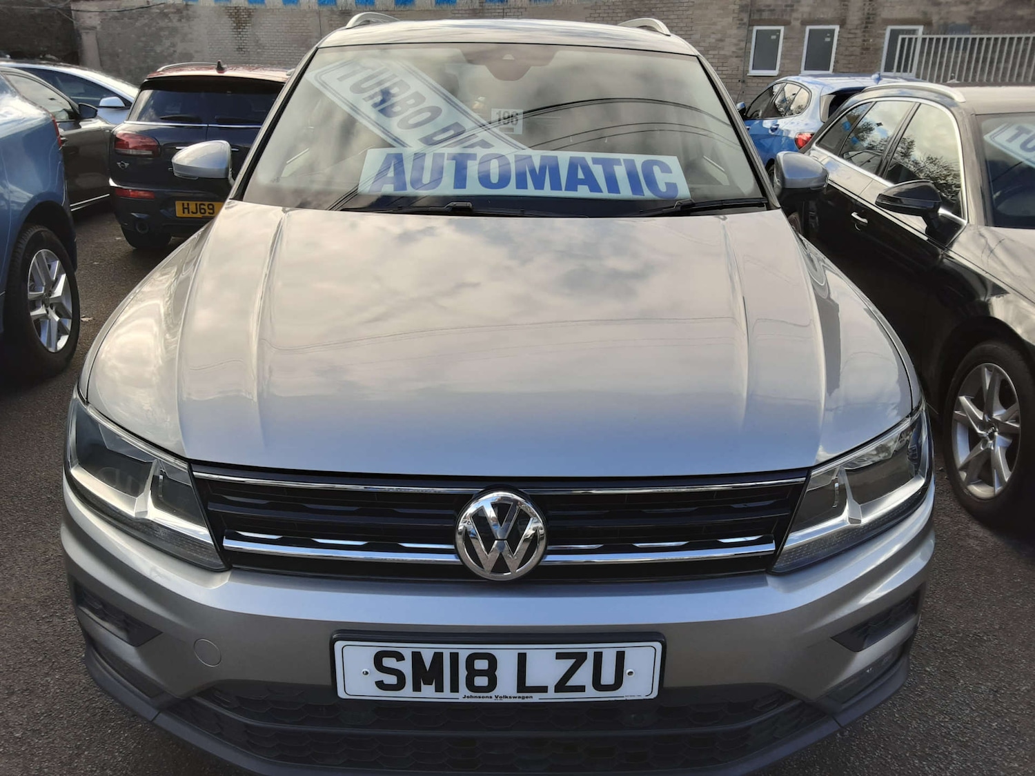 Used Volkswagen Tiguan 2018 for sale - 76404640: Photo 2