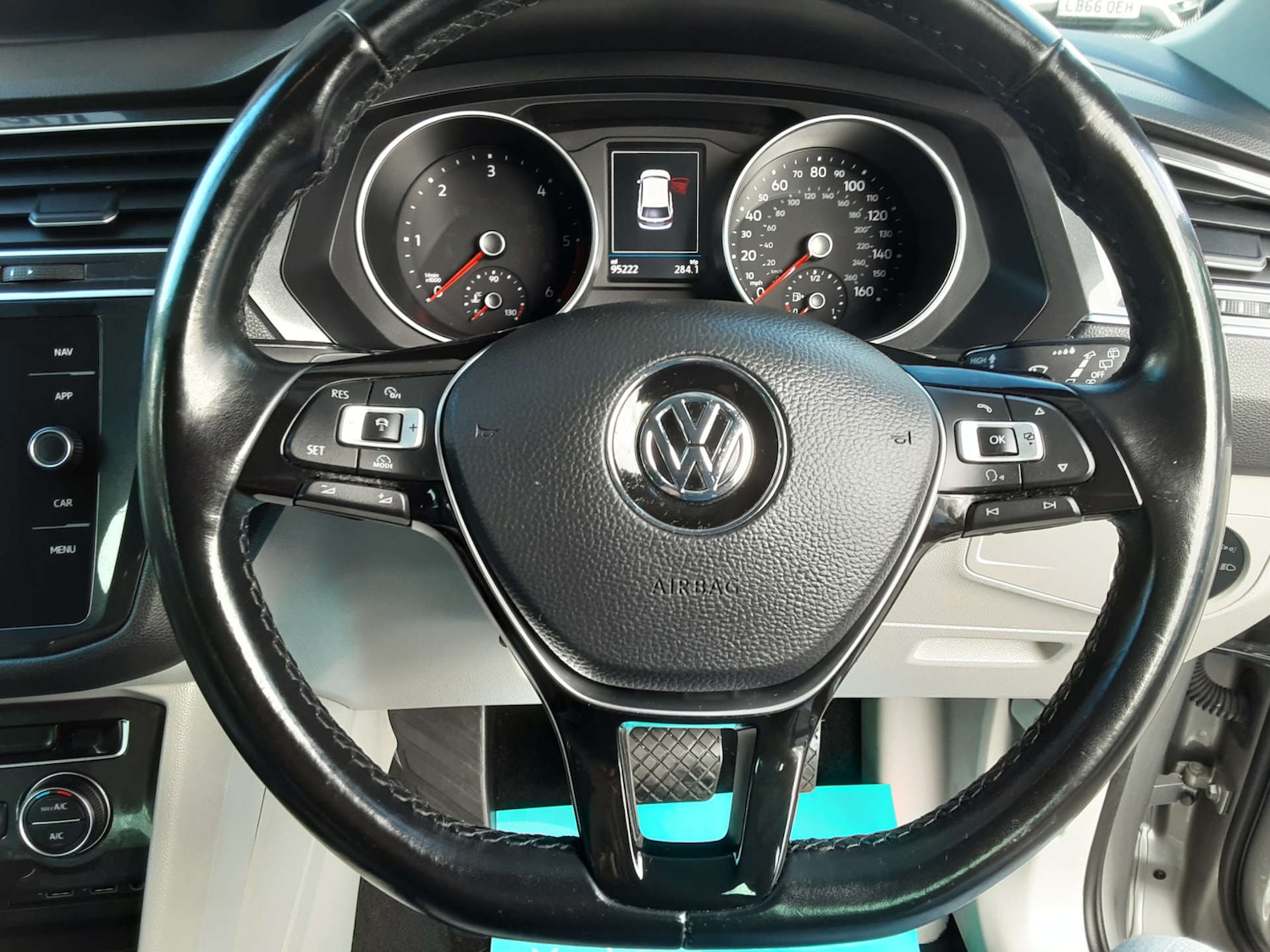 Used Volkswagen Tiguan 2018 for sale - 76404640: Photo 26