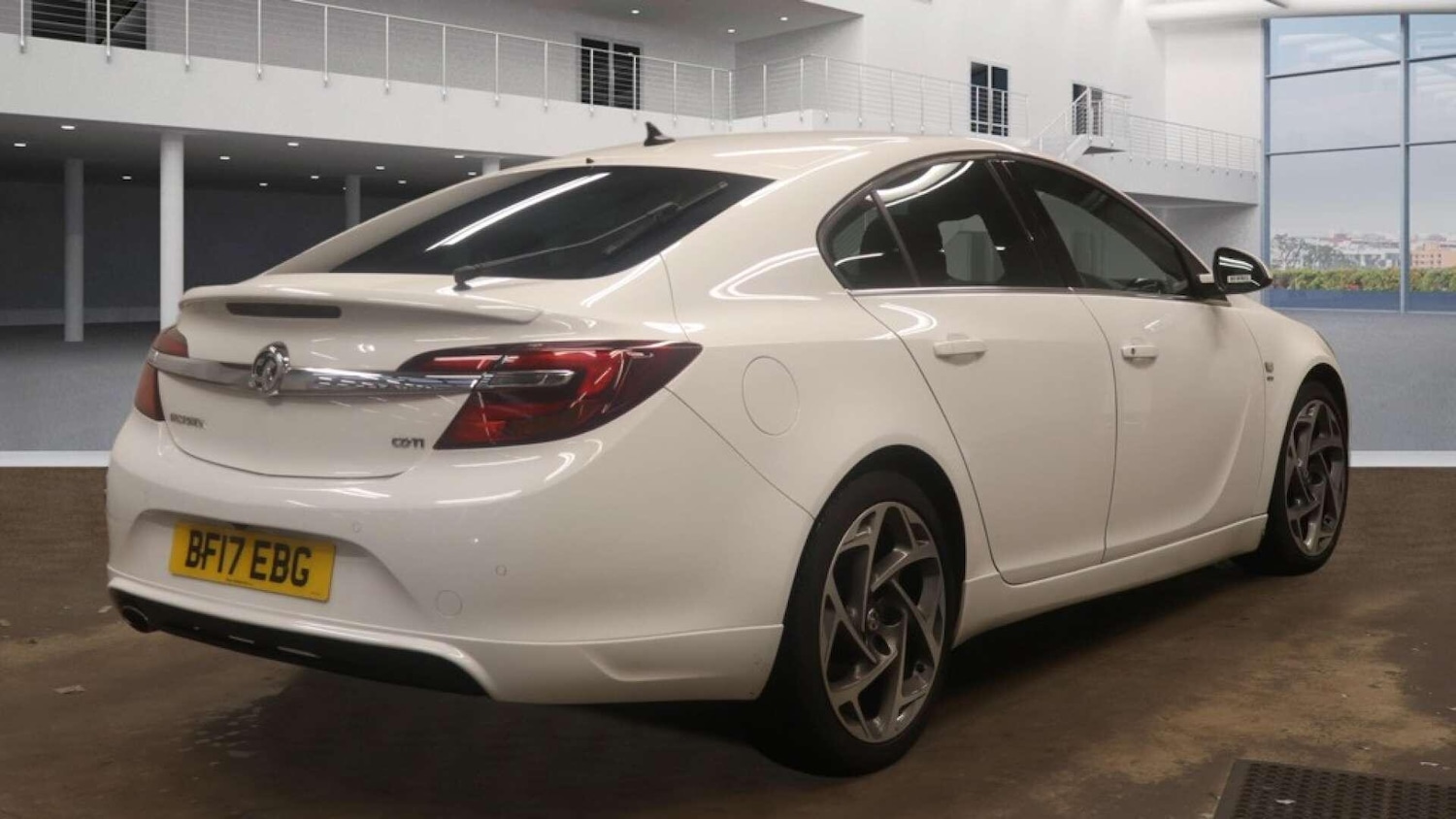 Used Vauxhall Insignia 2017 for sale - 77559670: Photo 6