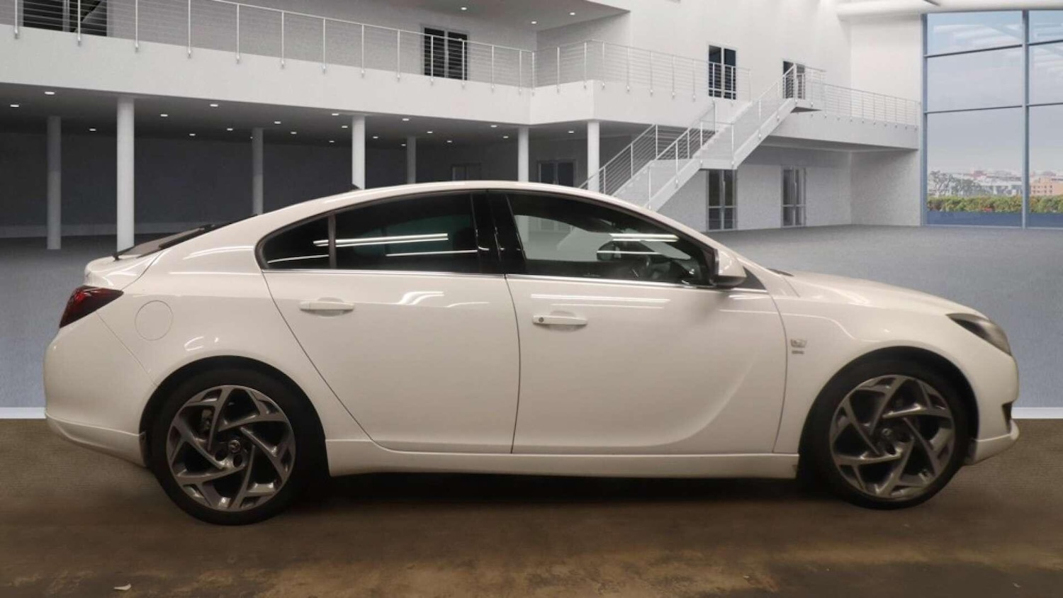 Used Vauxhall Insignia 2017 for sale - 77559670: Photo 9