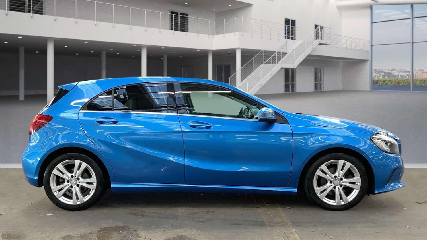 Used Mercedes-Benz A-Class 2016 for sale - 76807621: Photo 5