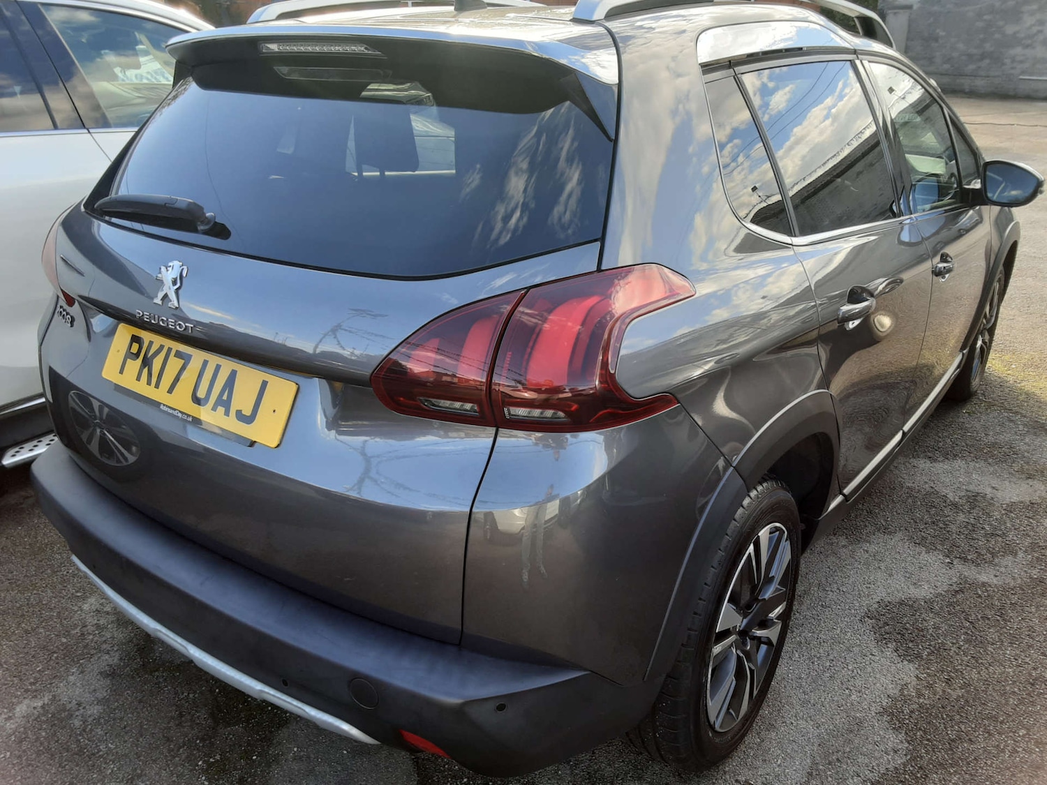 Used Peugeot 2008 2017 for sale - 76404610: Photo 12