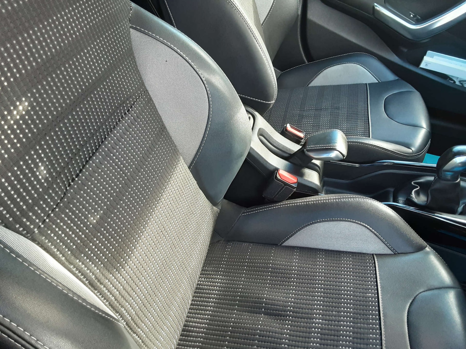 Used Peugeot 2008 2017 for sale - 76404610: Photo 15