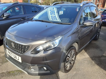 Used Peugeot 2008 2017 for sale - 76404610: Photo