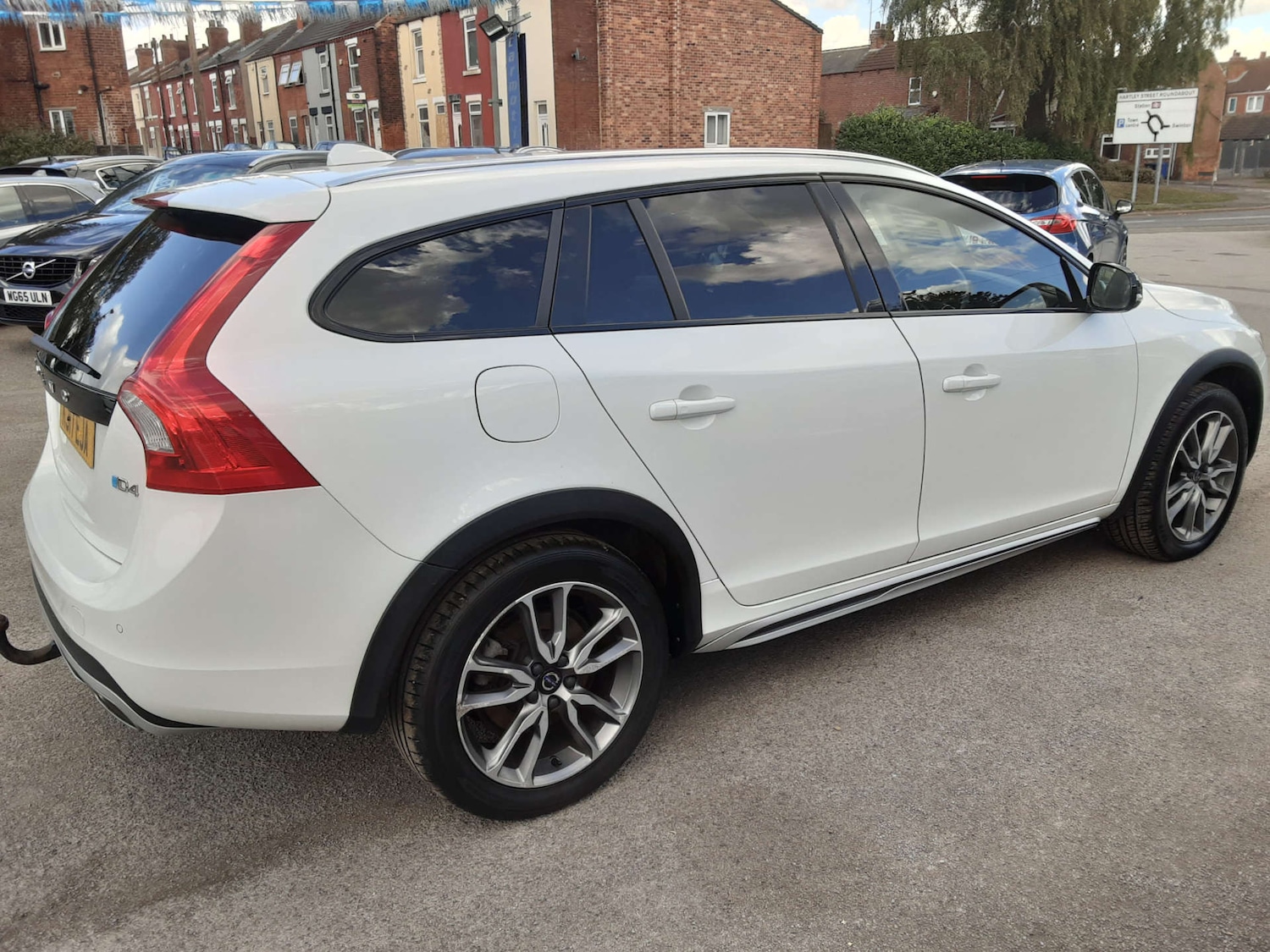Used Volvo V60 2017 for sale - 76404571: Photo 19