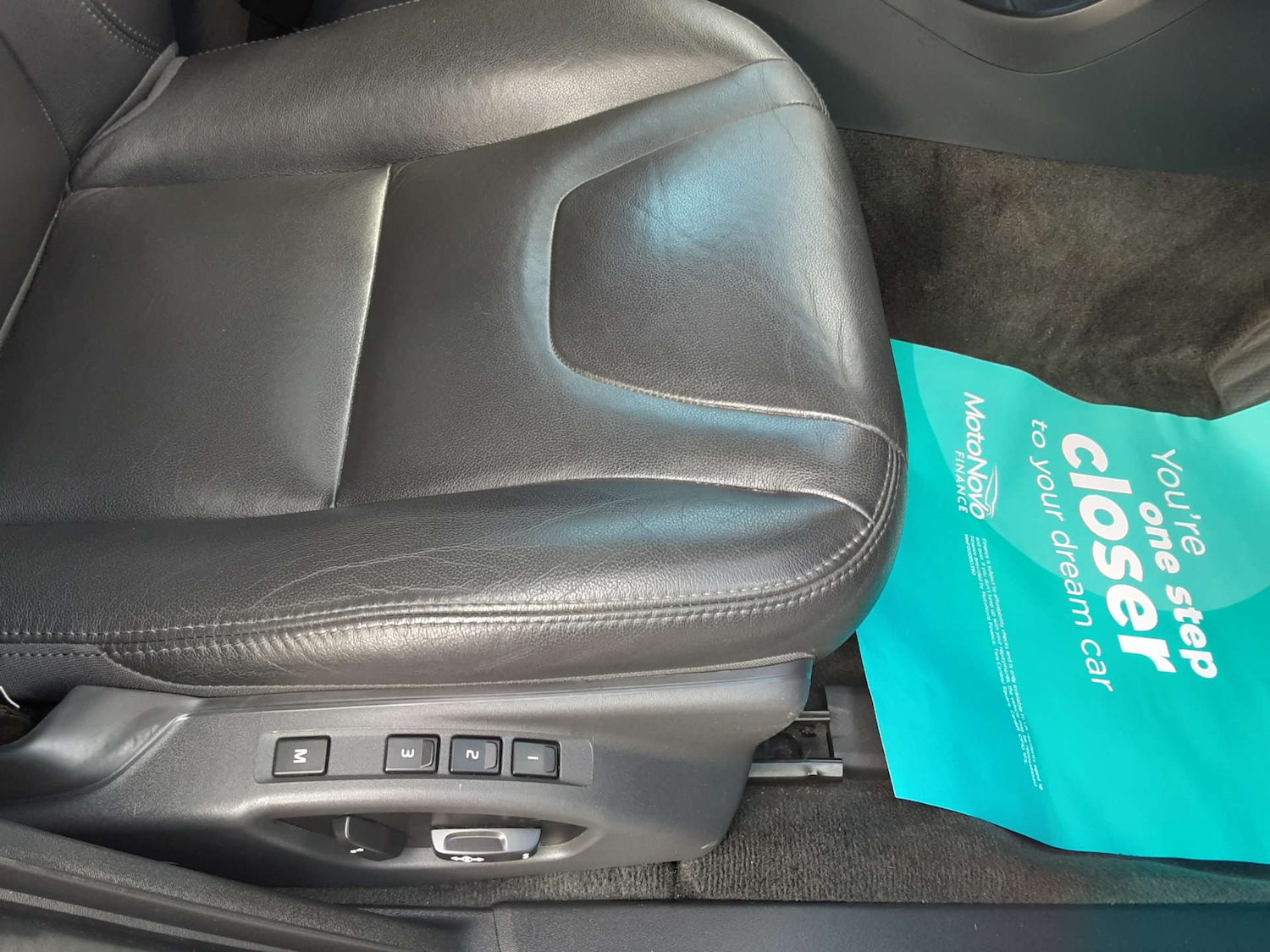 Used Volvo V60 2017 for sale - 76404571: Photo 26