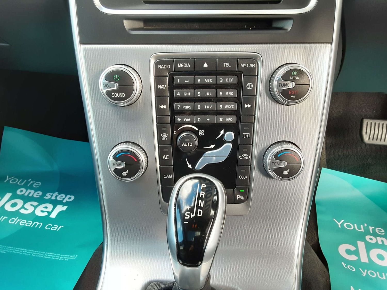 Used Volvo V60 2017 for sale - 76404571: Photo 40