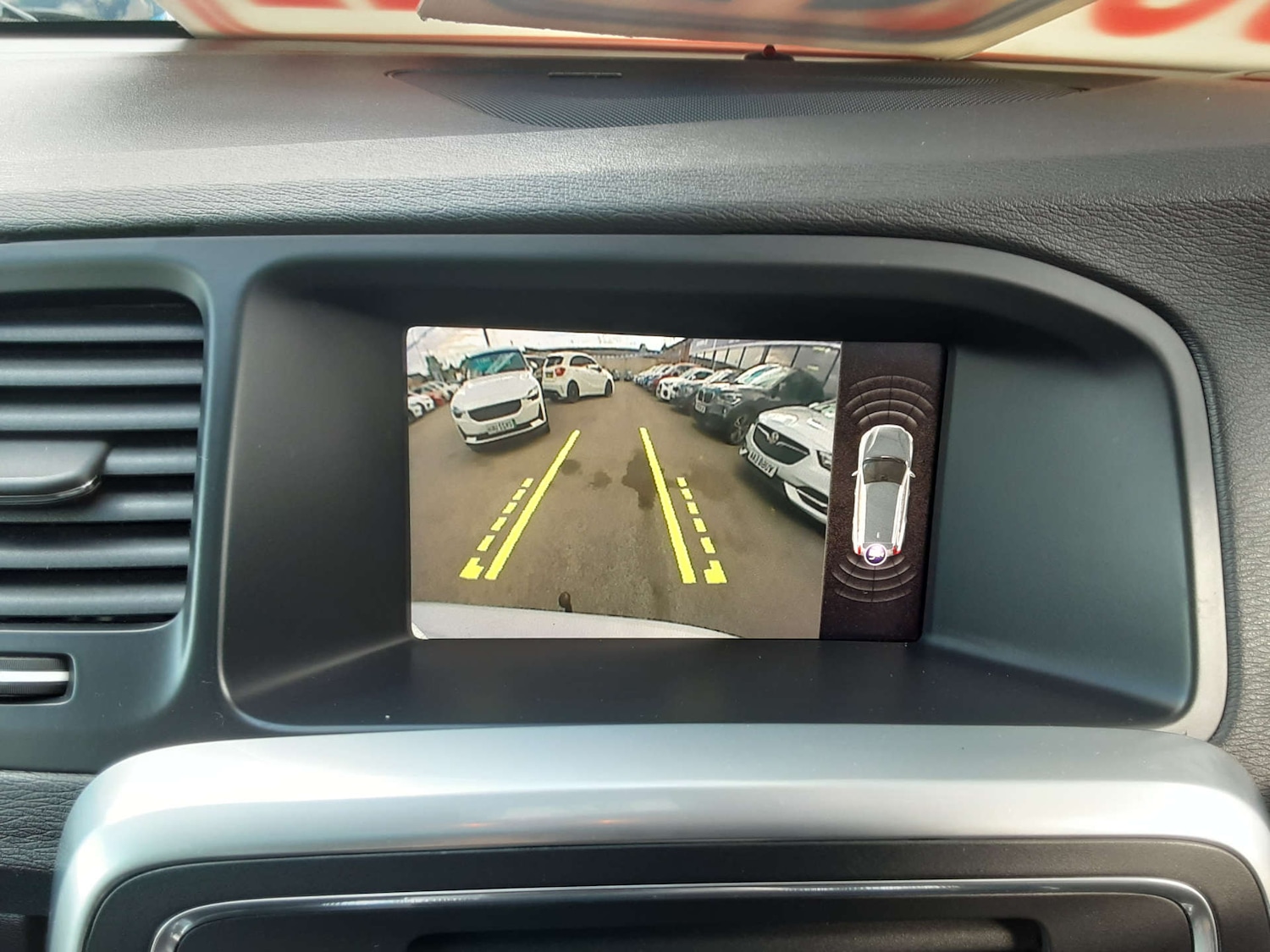 Used Volvo V60 2017 for sale - 76404571: Photo 44