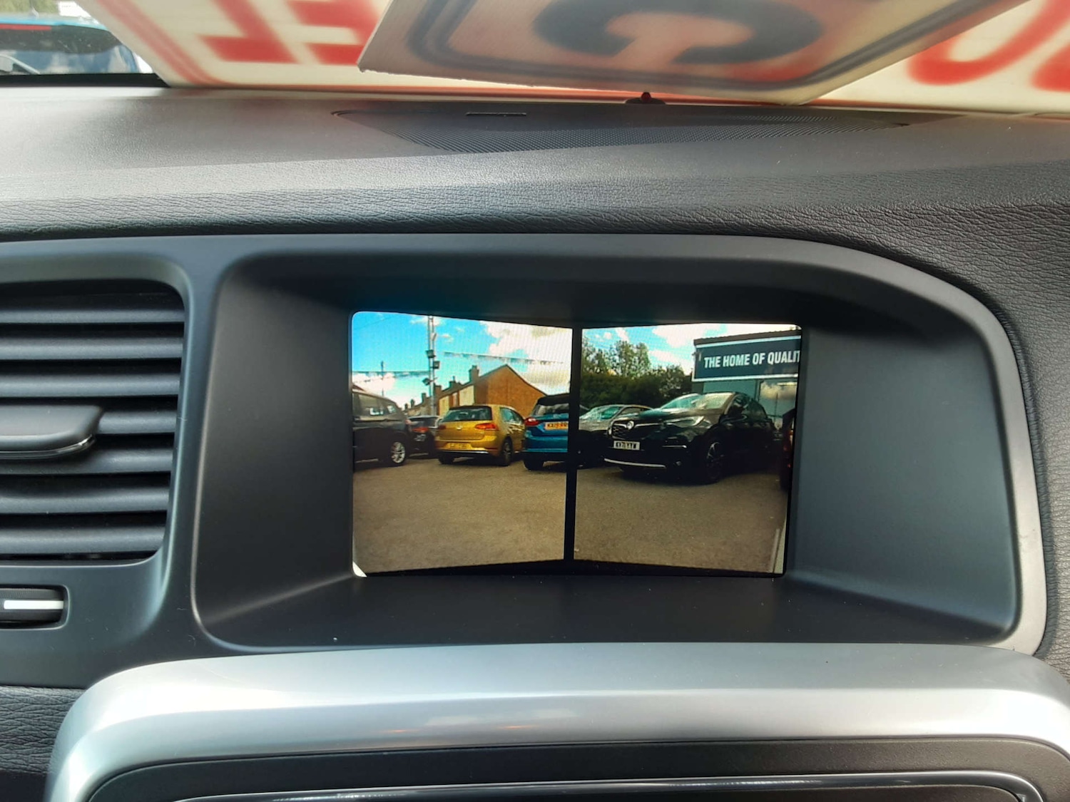 Used Volvo V60 2017 for sale - 76404571: Photo 45