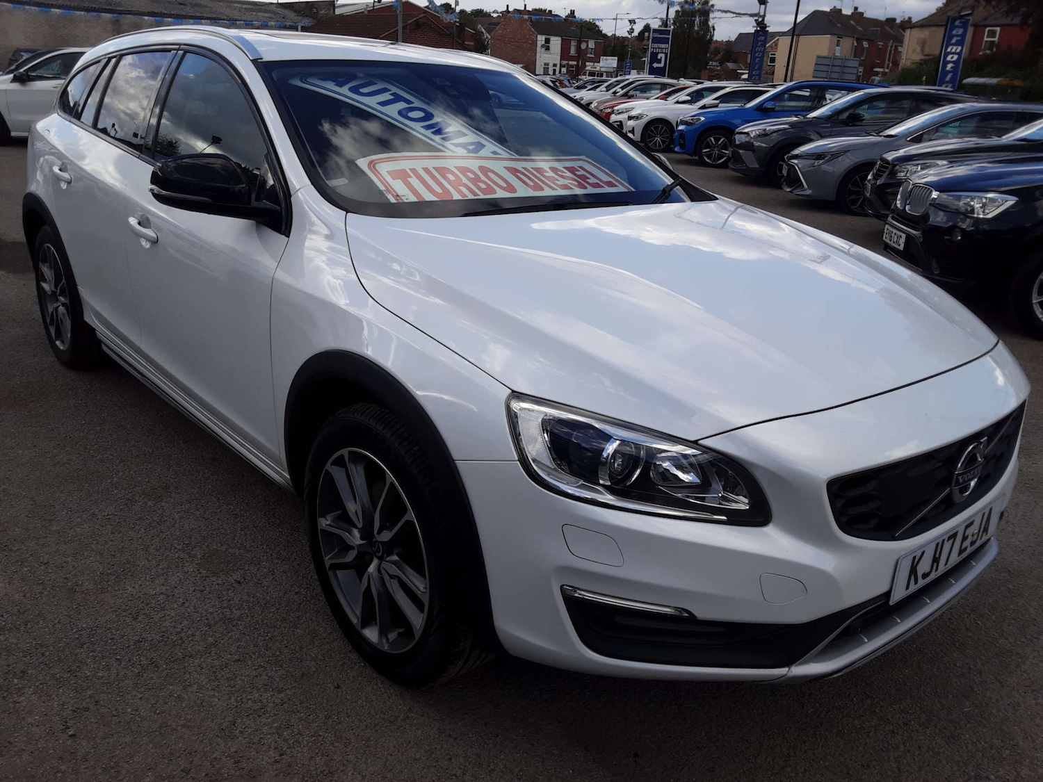 Used Volvo V60 2017 for sale - 76404571: Photo 6