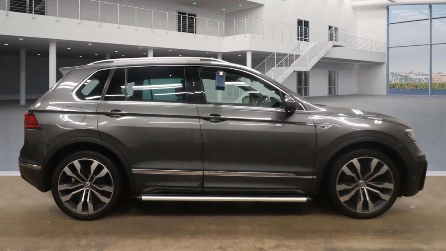 Used Volkswagen Tiguan 2019 for sale - 77574876: Photo 6