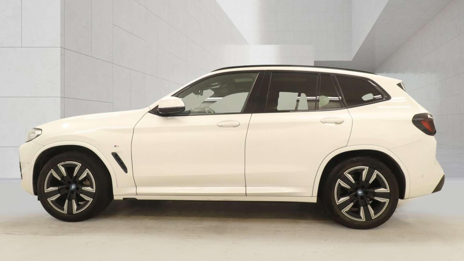 Used BMW iX3 for sale - 78115583: Photo 8